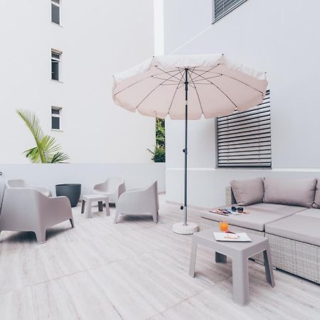 Elephant 2Br Apartment With Terrace, Side Sea View And Pool Access Funchal Dış mekan fotoğraf