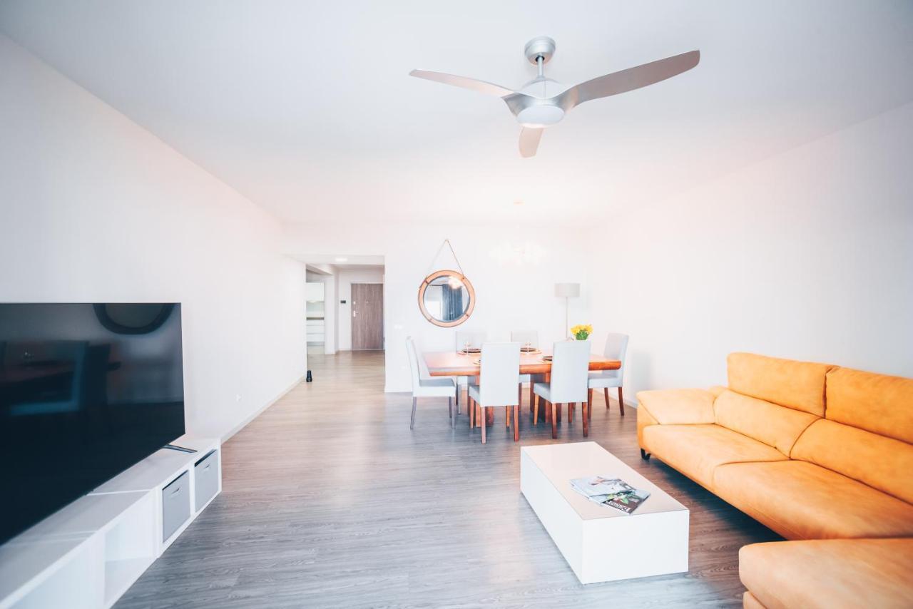 Elephant 2Br Apartment With Terrace, Side Sea View And Pool Access Funchal Dış mekan fotoğraf